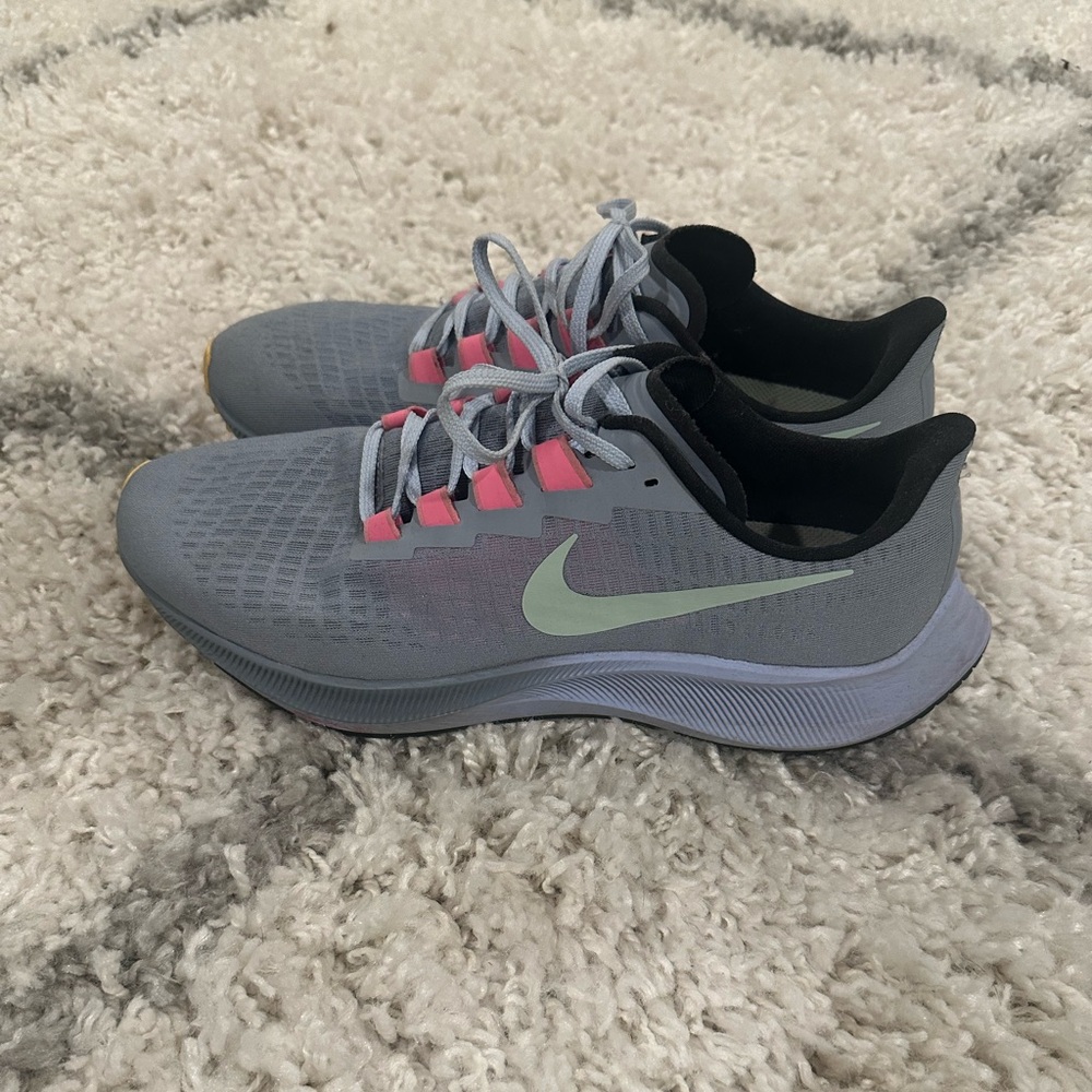 Nike Air Zoom Pegasus 37